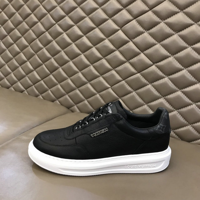 men LV shoes-242